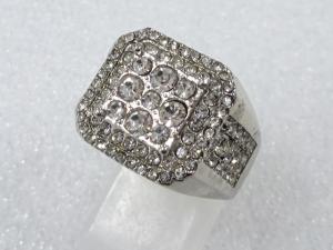 クリスタル　指輪(21号)